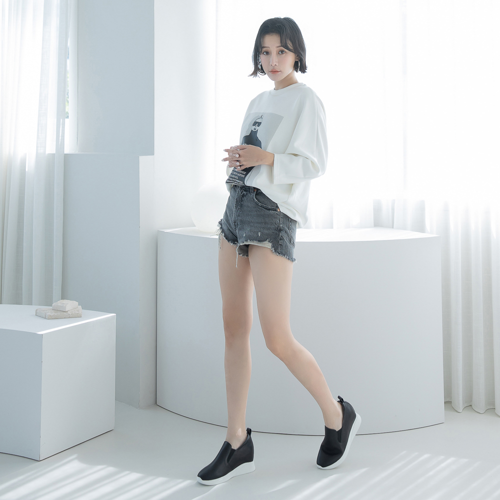 美腿必備 全真皮簡約內增高休閒鞋 300409
