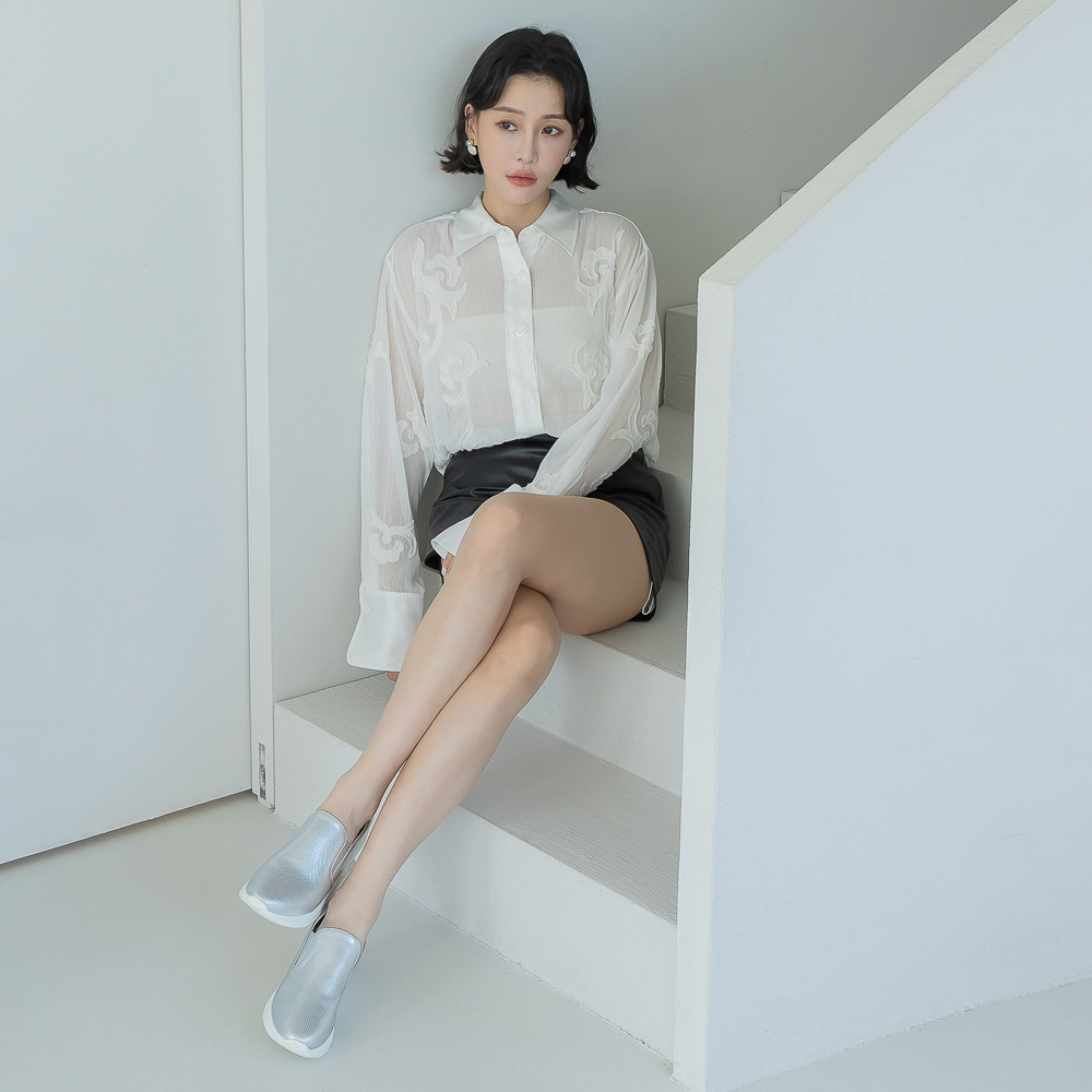 美腿必備 全真皮簡約內增高休閒鞋 300409