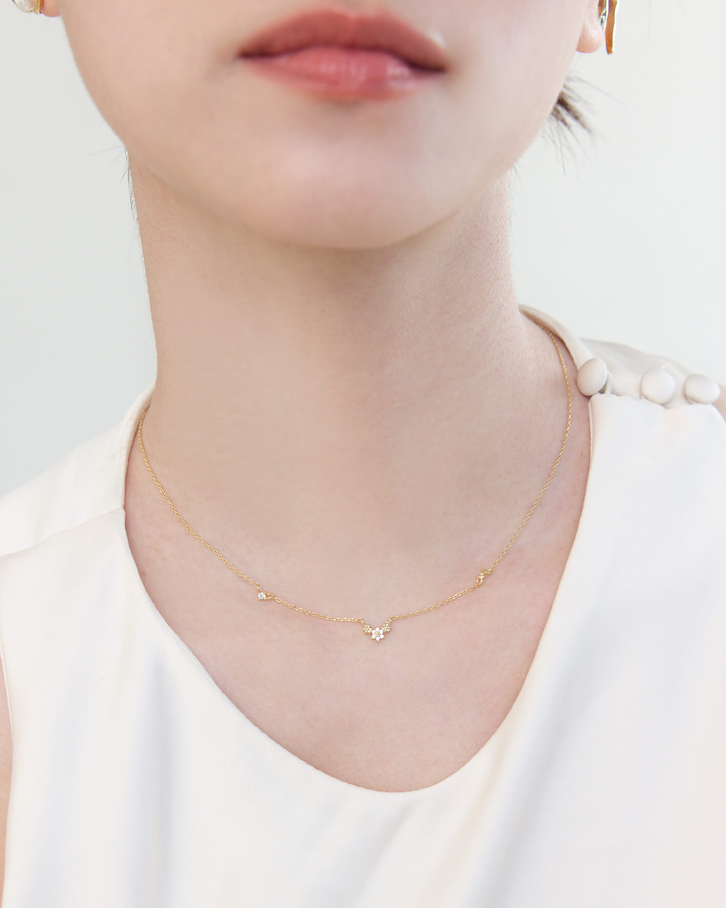 Eco安珂,韓國飾品,韓國項鏈,韓國項鍊,鎖骨項鏈,鎖骨項鍊,低調水鑽項鍊,氣質水鑽項鍊,低調氣質項鍊,百搭日常項鍊,日常百搭