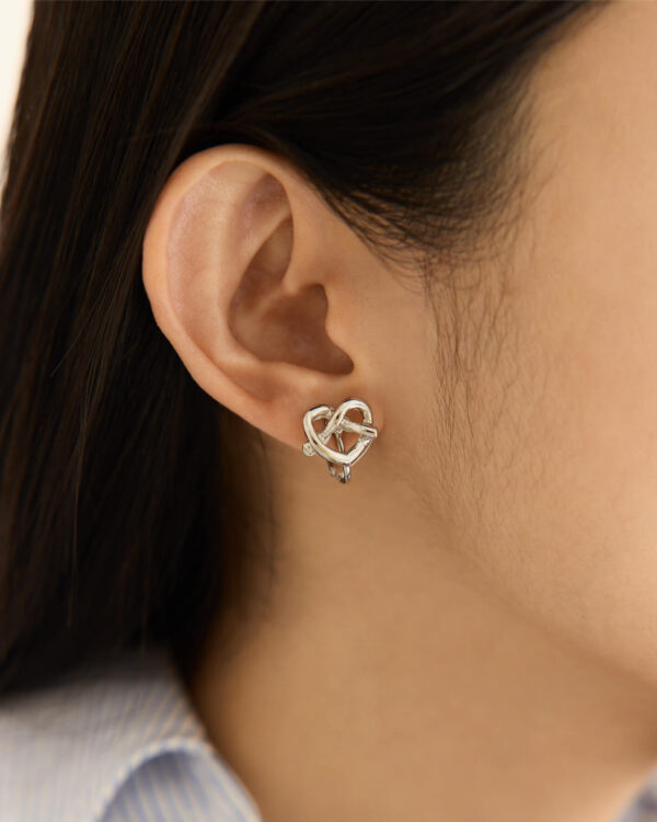 Eco安珂,韓國飾品,韓國耳環,韓國螺旋夾耳環,螺旋夾耳環,優雅氣質,優雅氣質耳環,優雅氣質螺旋夾耳環,蝴蝶餅耳骨夾,蝴蝶餅耳環,,韓國蝴蝶餅螺旋夾耳環,日常百搭耳環,日常百搭蝴蝶餅螺旋夾耳環