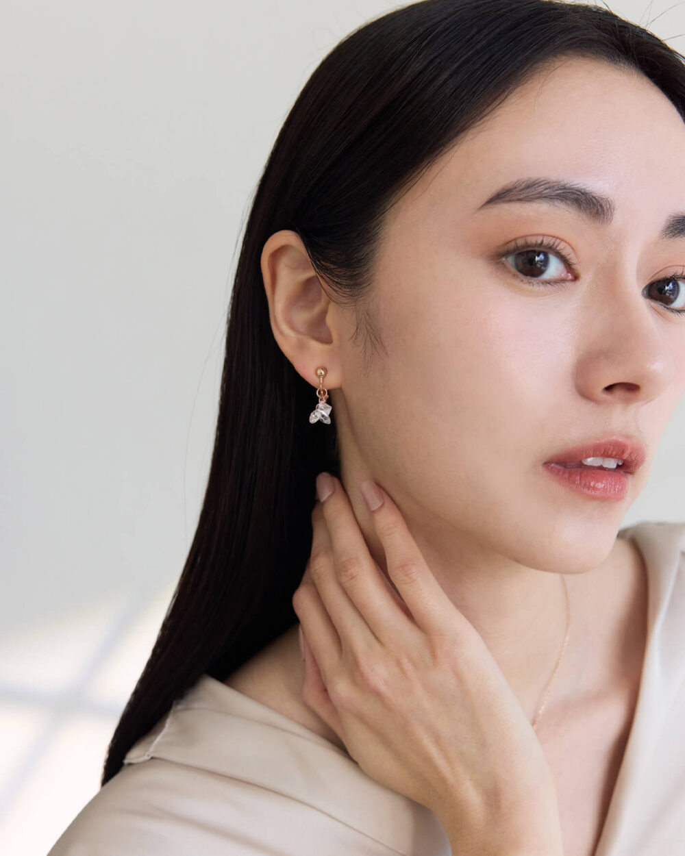 Eco安珂,韓國飾品,韓國耳環,垂墜耳環,氣質耳環,垂墜耳環,水鑽耳環,玫瑰金,銀色