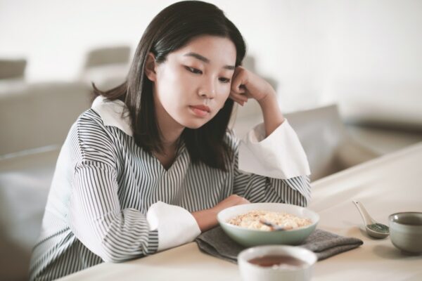 睡眠不足可能會引起情緒波動,使人憂鬱(圖片/網路)