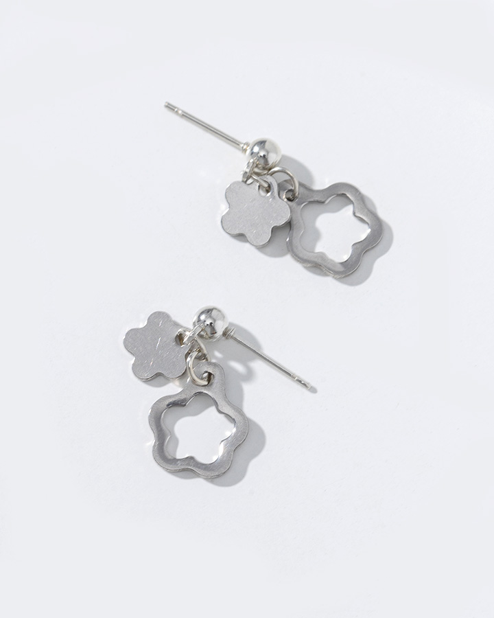 112-1239C02E01-1